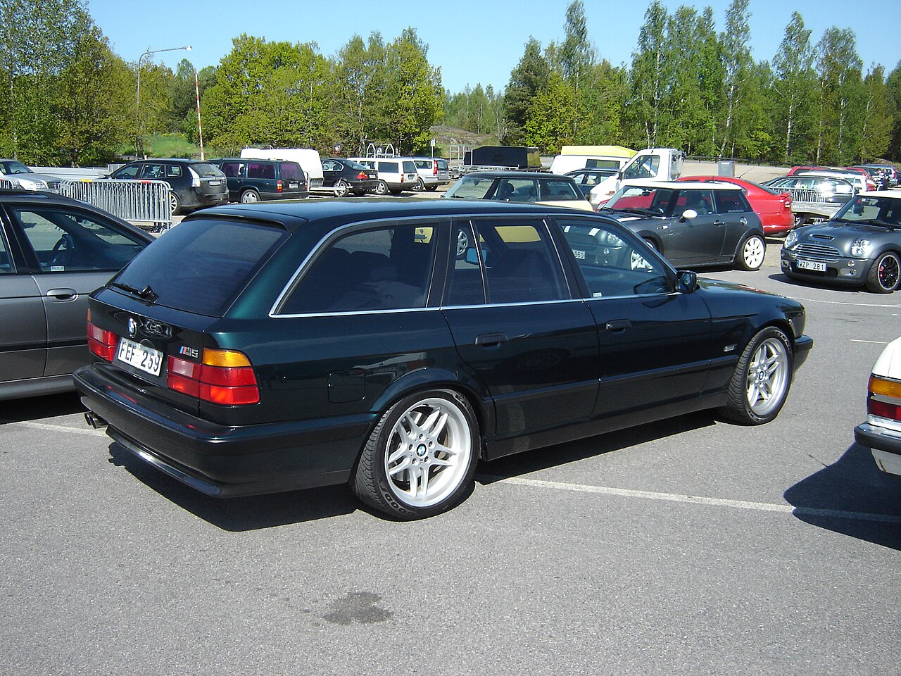 File:BMW M5 Touring (3536700532).jpg